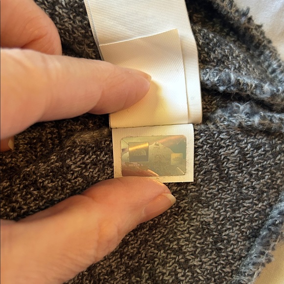 The North Face Black/White Unisex Jim Beanie - Picture 14 of 14